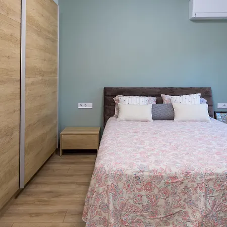 Comfy In The Heart Of Apartment *
