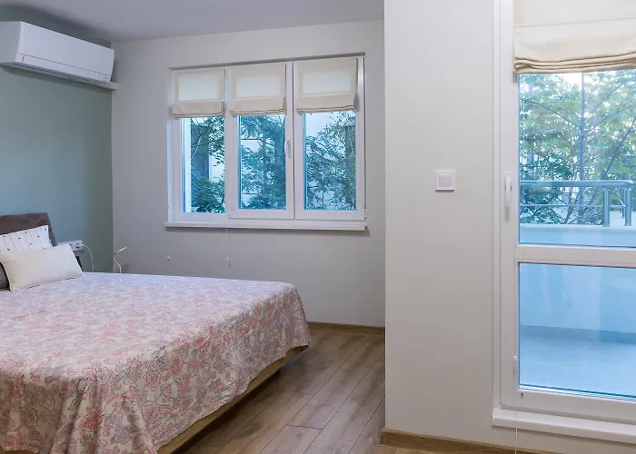 Comfy In The Heart Of Apartament Burgas City